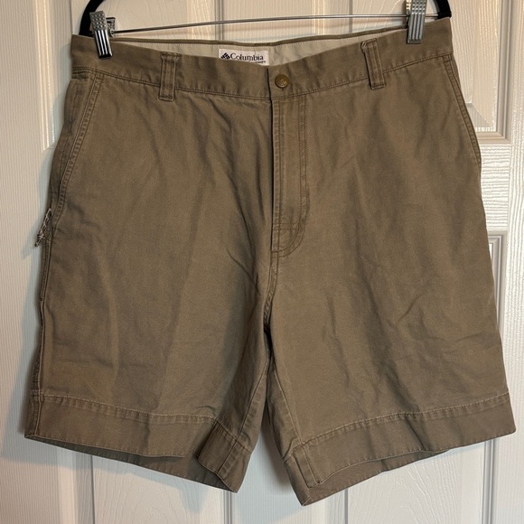 Columbia men’s tan 8” inseam cargo shorts size 34 - Picture 1 of 8